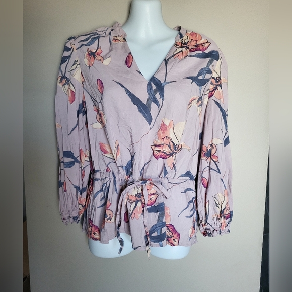 A New Day Floral V-Neck Women's Top - Pink and Purple, Size Medium - Picture 2 of 4